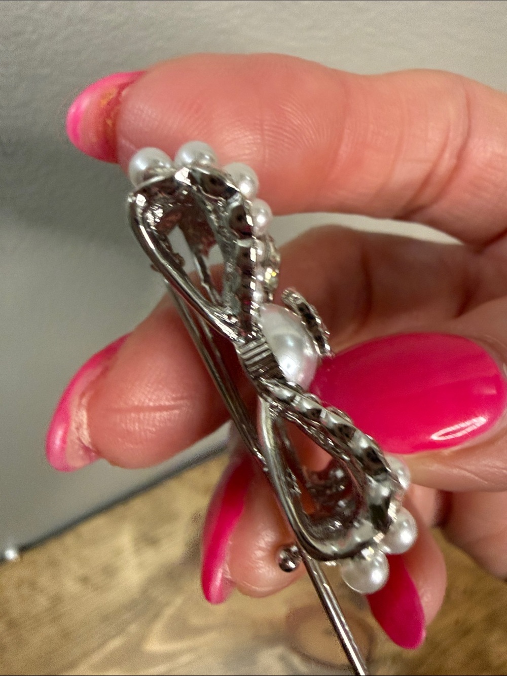 Silver Bow Hair Clip with Pearls and Rhinestones; NWOT - Picture 5 of 5